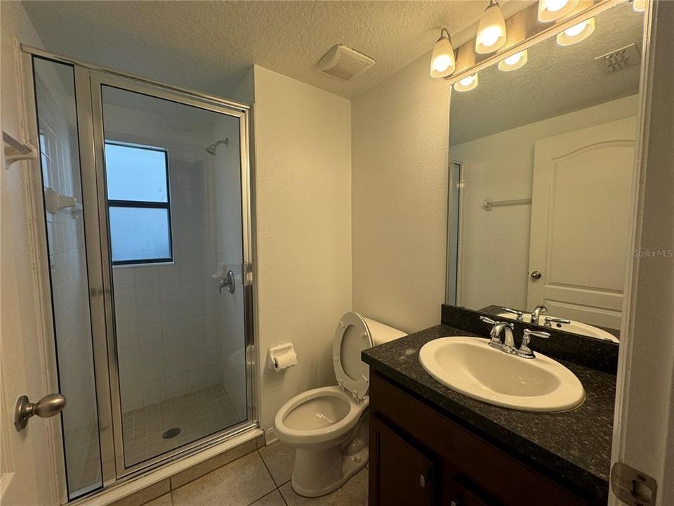 出租: $3,100 (5 贝兹, 3 浴室, 2580 平方英尺)