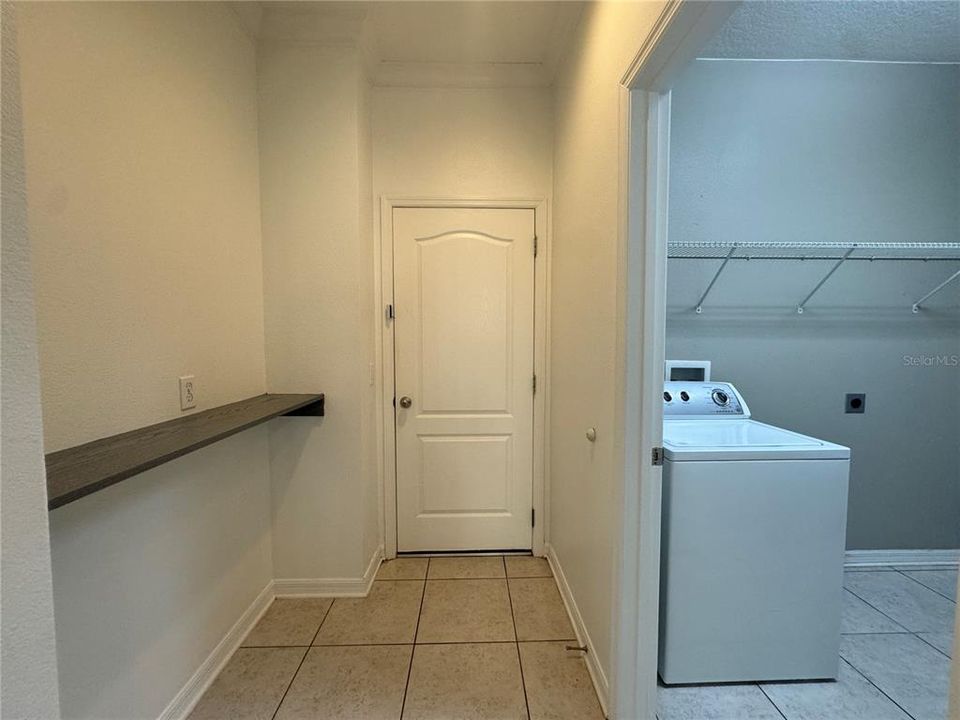 出租: $3,100 (5 贝兹, 3 浴室, 2580 平方英尺)