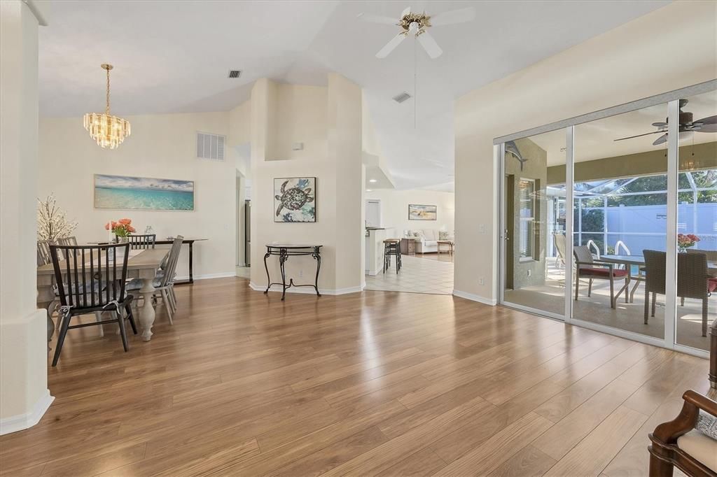 Active With Contract: $520,000 (3 beds, 2 baths, 1976 Square Feet)