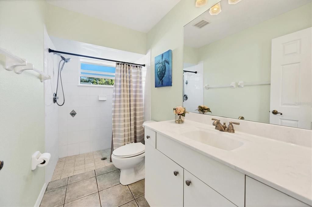 Active With Contract: $520,000 (3 beds, 2 baths, 1976 Square Feet)