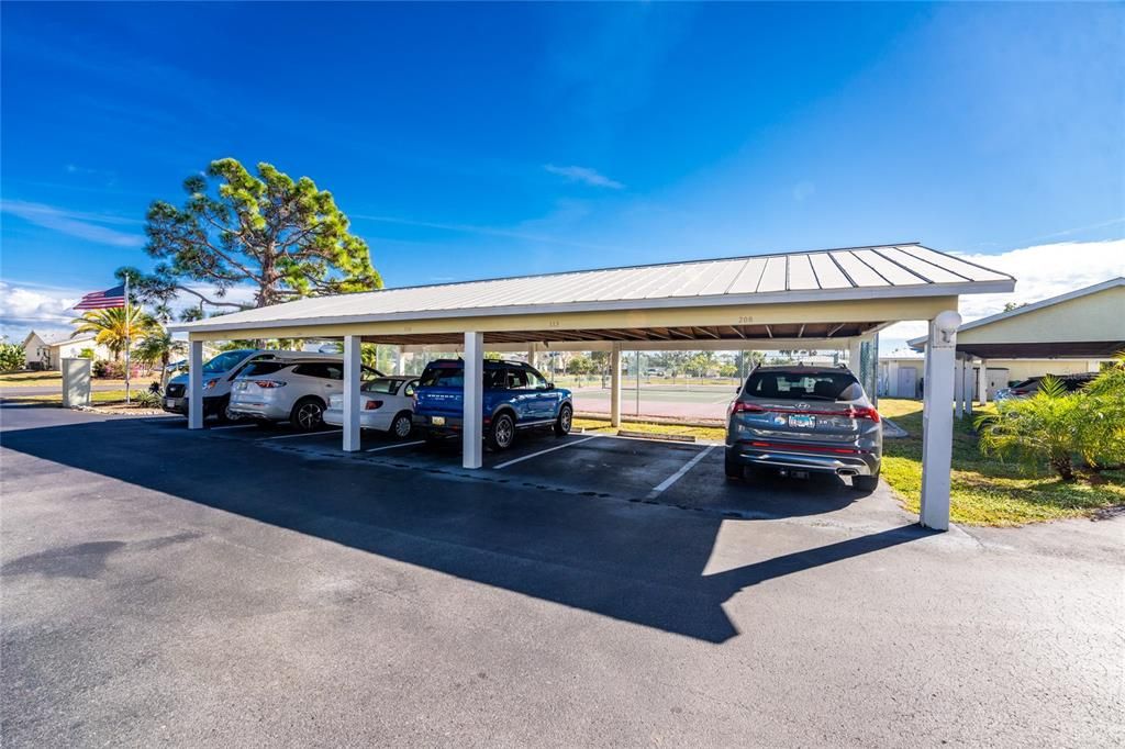 For Sale: $149,900 (2 beds, 2 baths, 933 Square Feet)