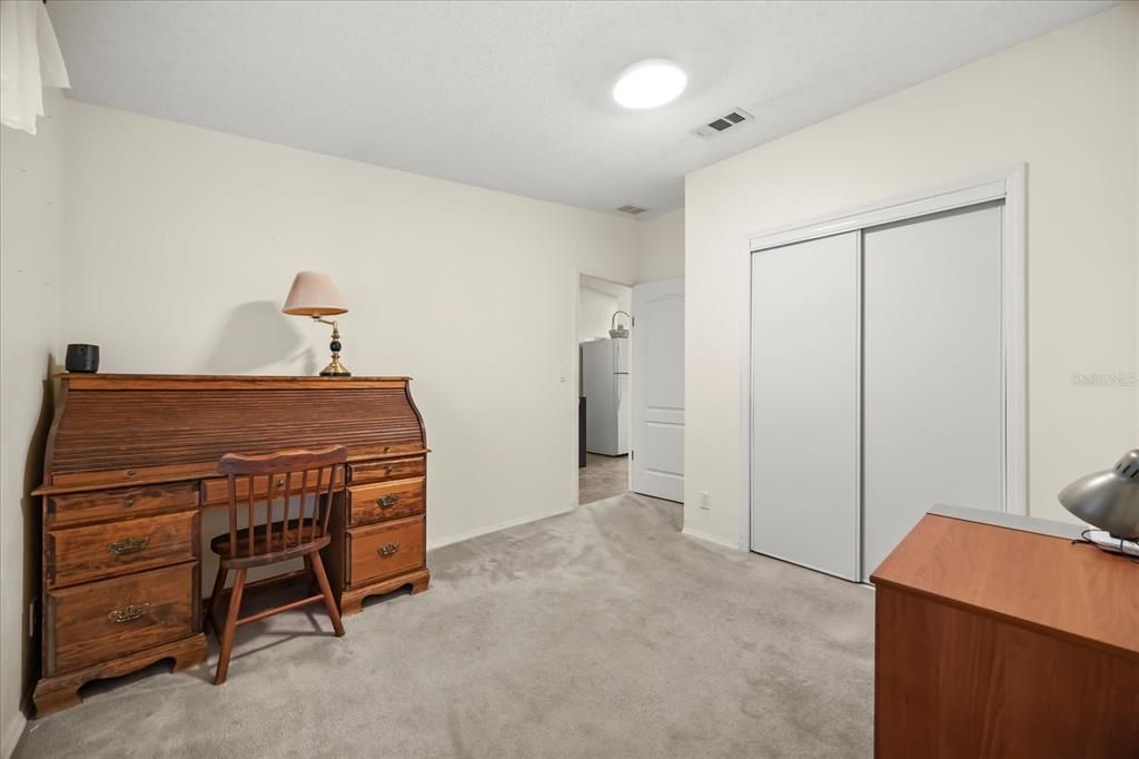 En Venta: $235,000 (3 camas, 2 baños, 1851 Pies cuadrados)