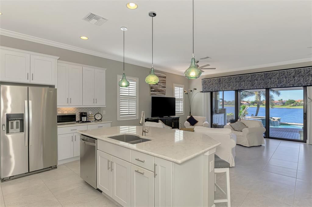 For Sale: $925,000 (4 beds, 4 baths, 3004 Square Feet)