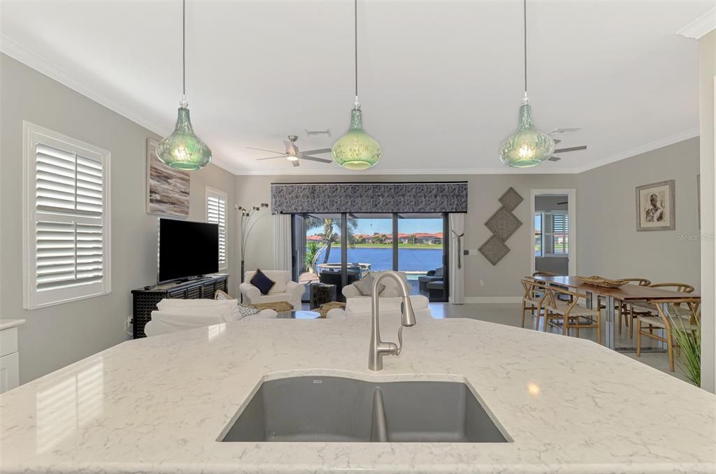 For Sale: $925,000 (4 beds, 4 baths, 3004 Square Feet)