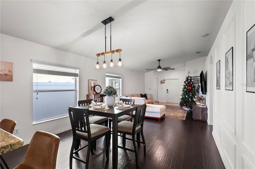 出租: $2,150 (3 贝兹, 2 浴室, 1360 平方英尺)