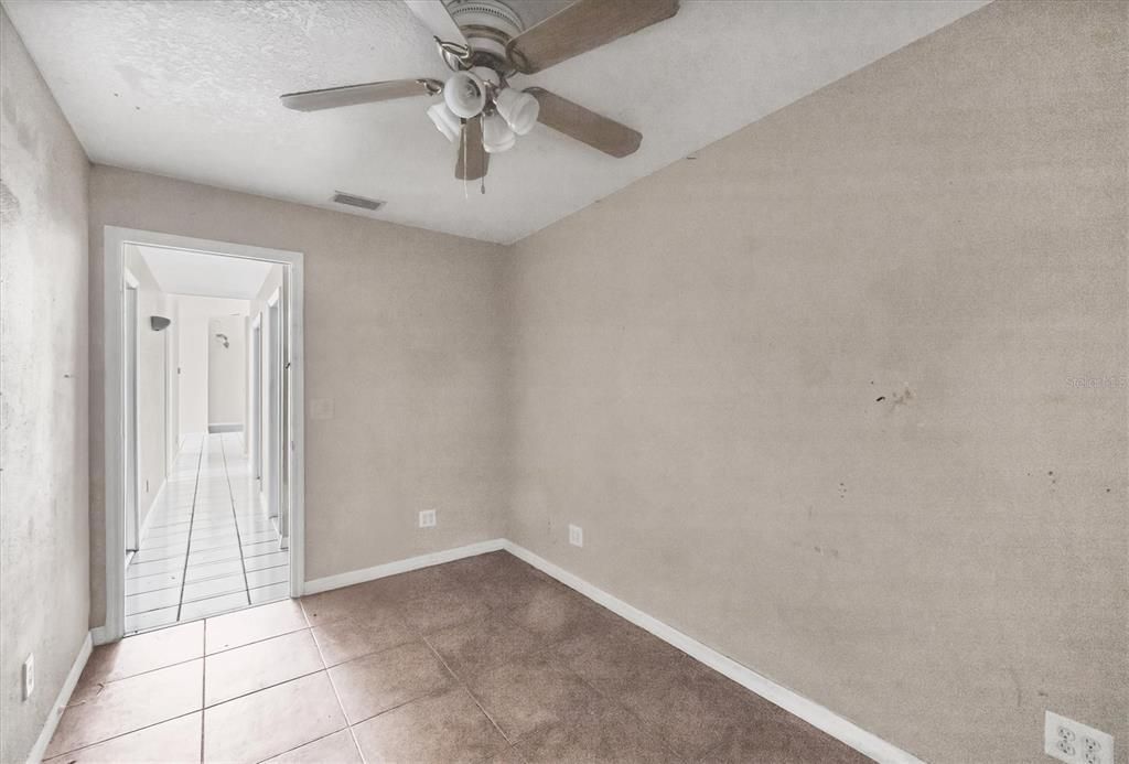 For Sale: $500,000 (4 beds, 3 baths, 3458 Square Feet)