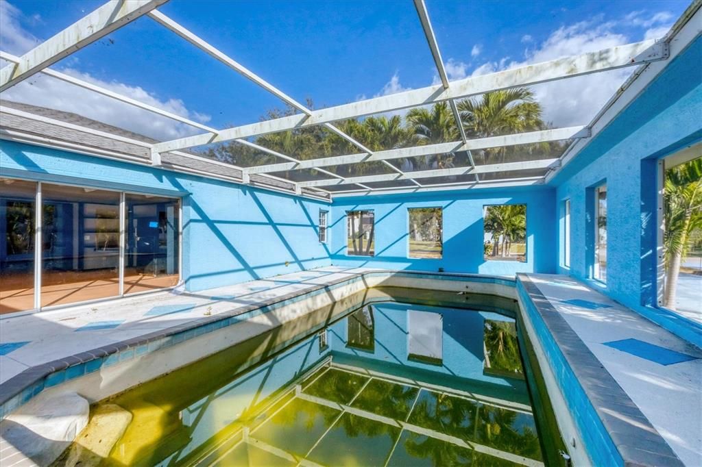 For Sale: $500,000 (4 beds, 3 baths, 3458 Square Feet)