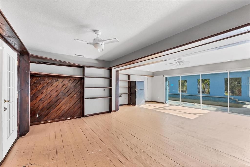 For Sale: $500,000 (4 beds, 3 baths, 3458 Square Feet)