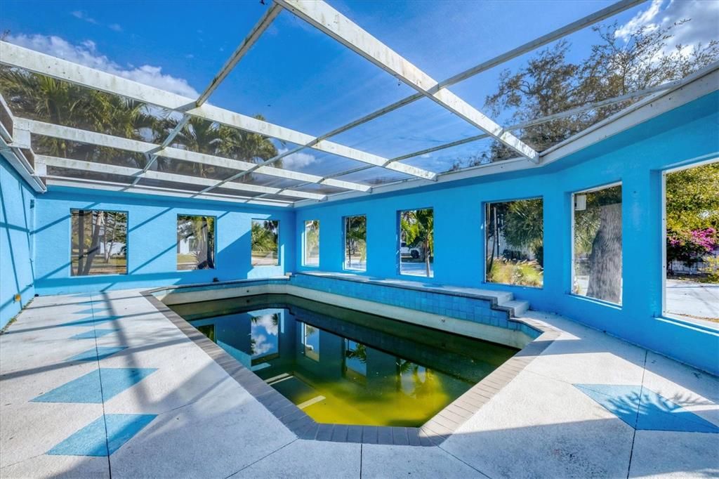 For Sale: $500,000 (4 beds, 3 baths, 3458 Square Feet)