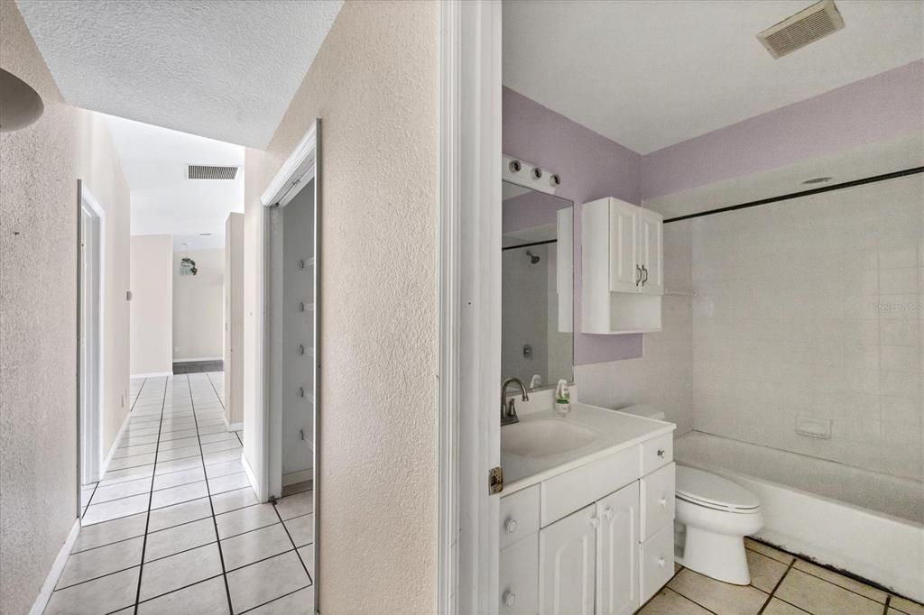 For Sale: $500,000 (4 beds, 3 baths, 3458 Square Feet)