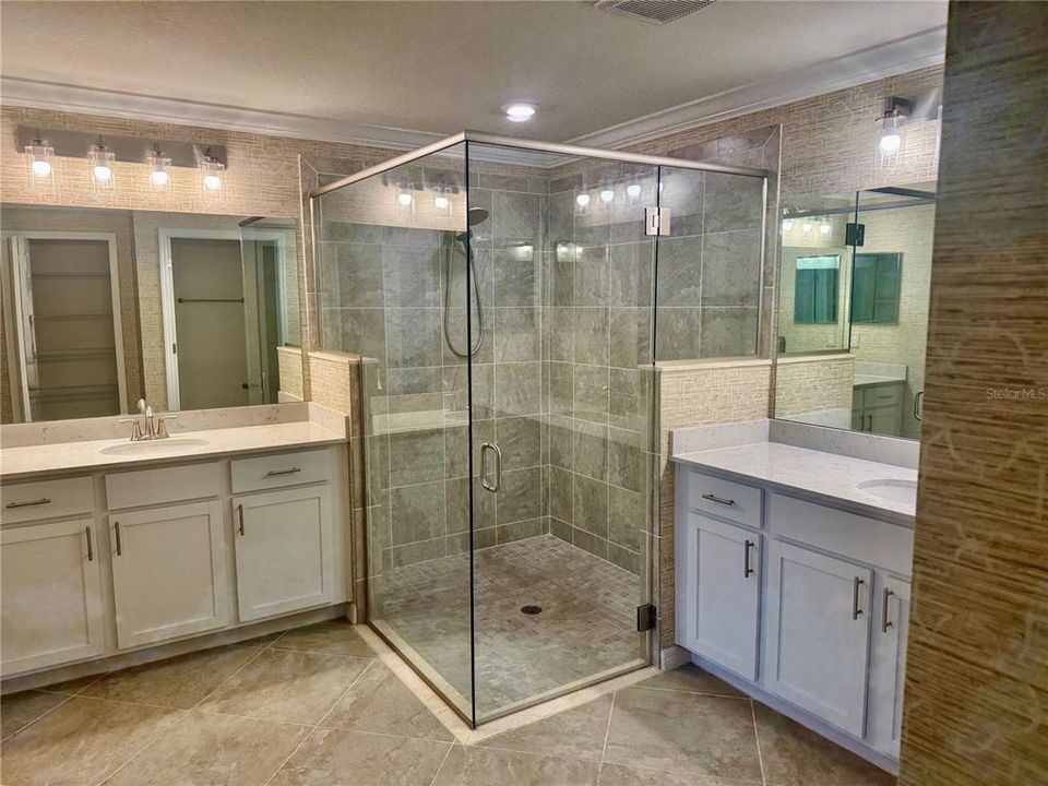 На продажу: $375,000 (3 спален, 2 ванн, 1769 Квадратных фут)