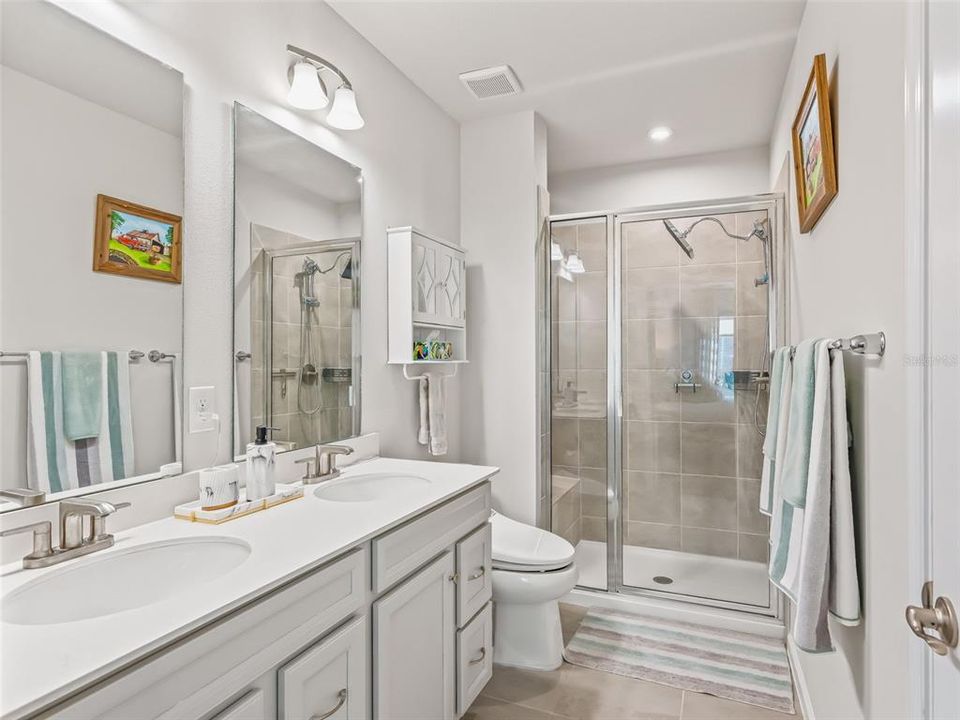 На продажу: $333,900 (3 спален, 2 ванн, 1509 Квадратных фут)