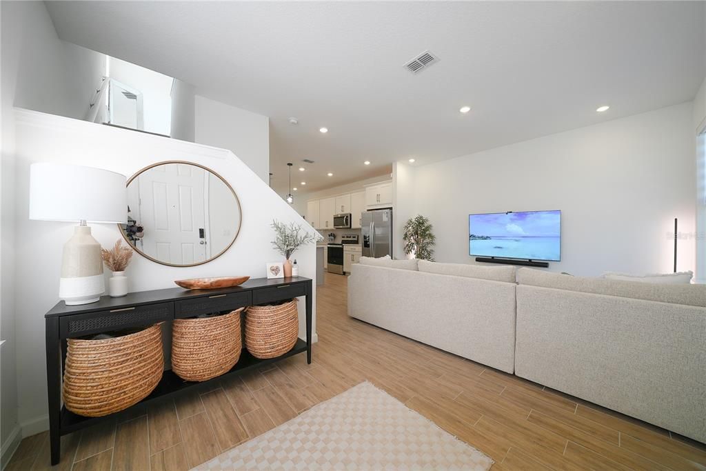 En Venta: $385,000 (3 camas, 2 baños, 1654 Pies cuadrados)