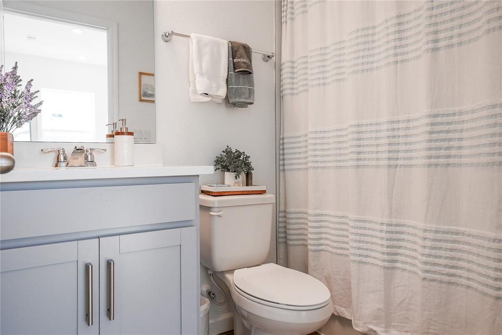 En Venta: $385,000 (3 camas, 2 baños, 1654 Pies cuadrados)