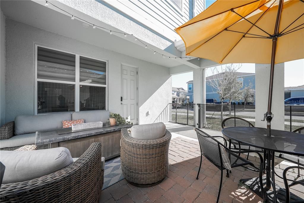 En Venta: $385,000 (3 camas, 2 baños, 1654 Pies cuadrados)