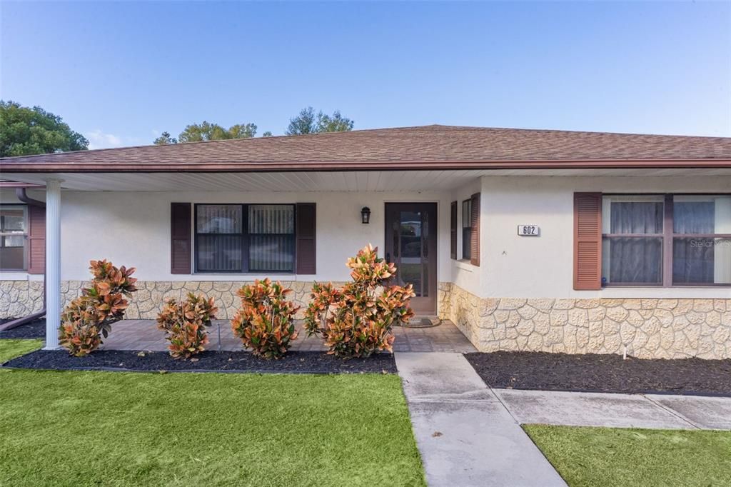 На продажу: $249,900 (3 спален, 2 ванн, 1896 Квадратных фут)