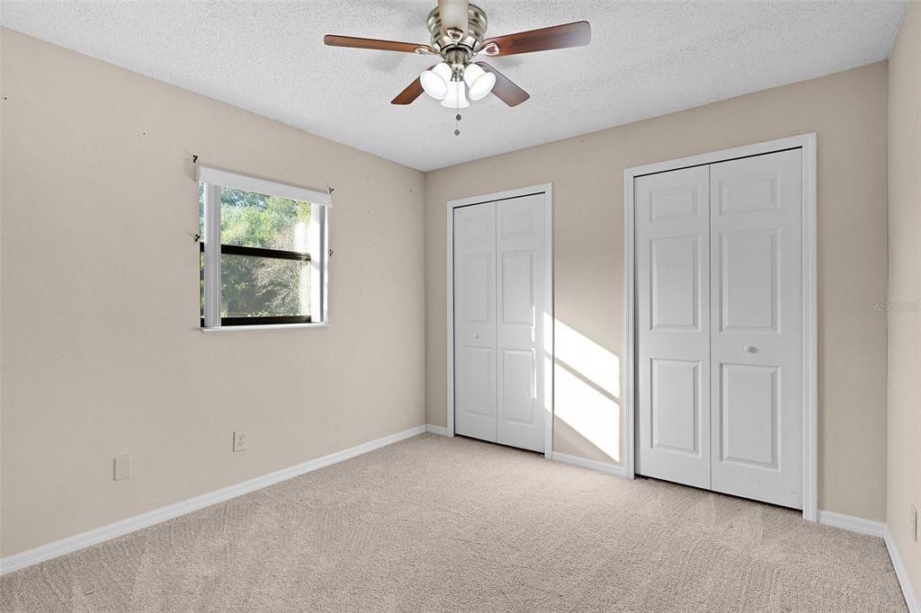 На продажу: $249,900 (3 спален, 2 ванн, 1896 Квадратных фут)