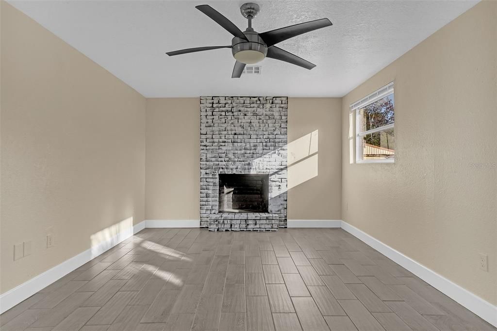 En Venta: $262,000 (3 camas, 2 baños, 1173 Pies cuadrados)