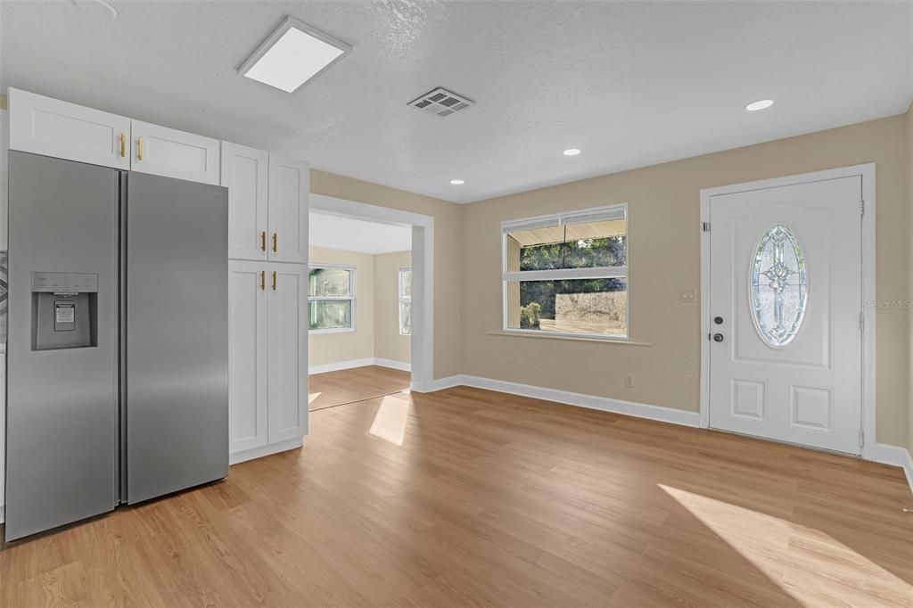 En Venta: $262,000 (3 camas, 2 baños, 1173 Pies cuadrados)