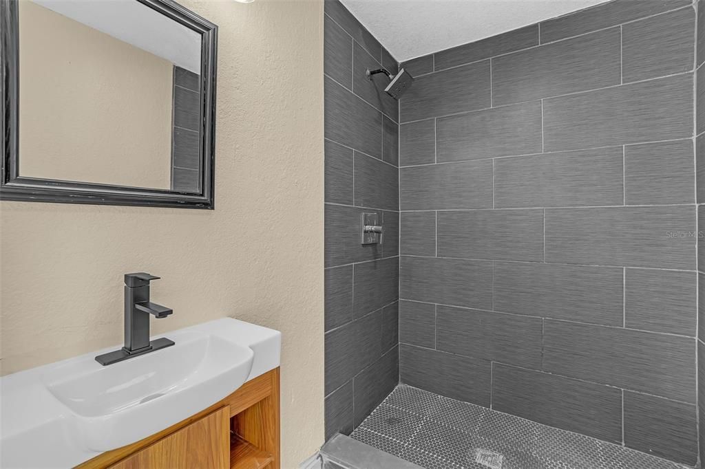 En Venta: $262,000 (3 camas, 2 baños, 1173 Pies cuadrados)