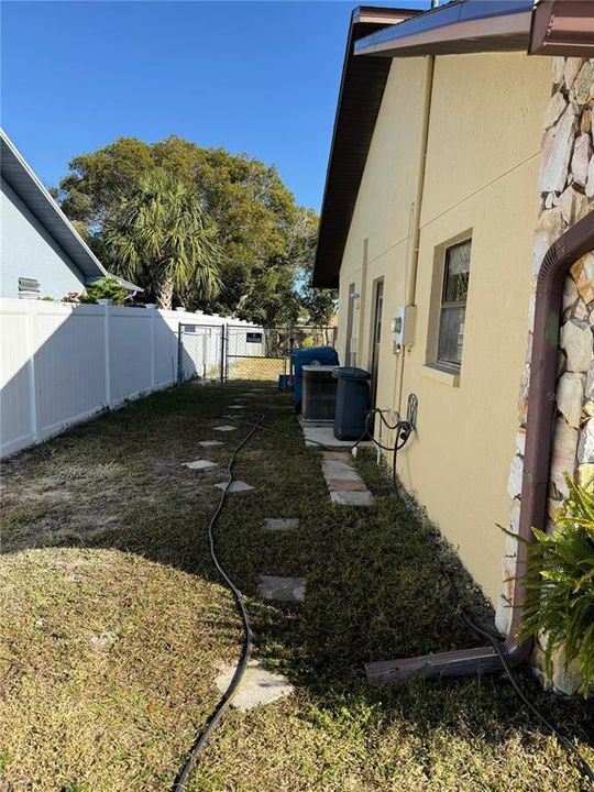 En Venta: $293,900 (2 camas, 2 baños, 1476 Pies cuadrados)