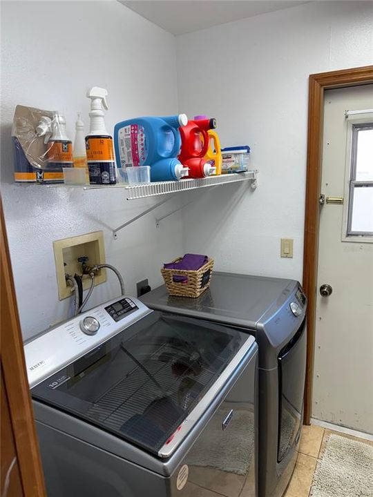 En Venta: $293,900 (2 camas, 2 baños, 1476 Pies cuadrados)