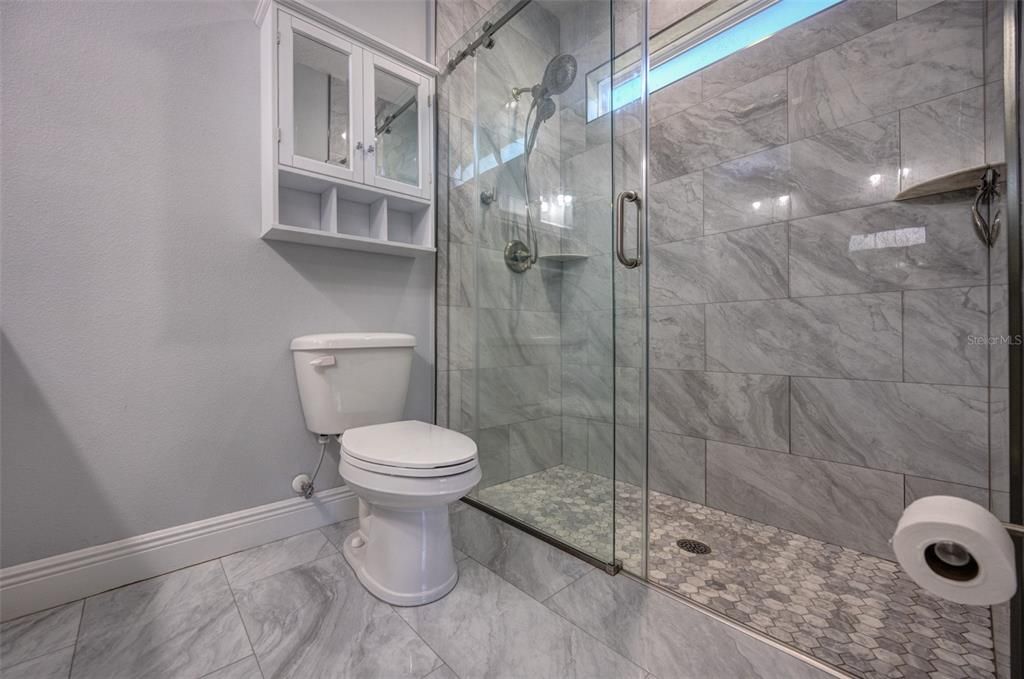 En Venta: $350,000 (3 camas, 2 baños, 1347 Pies cuadrados)