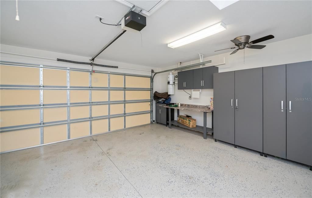 На продажу: $449,900 (3 спален, 2 ванн, 2083 Квадратных фут)