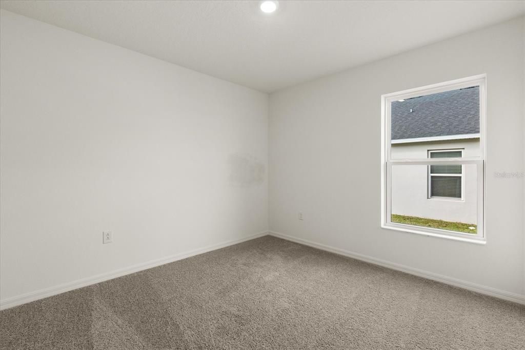 На продажу: $397,794 (4 спален, 2 ванн, 1707 Квадратных фут)