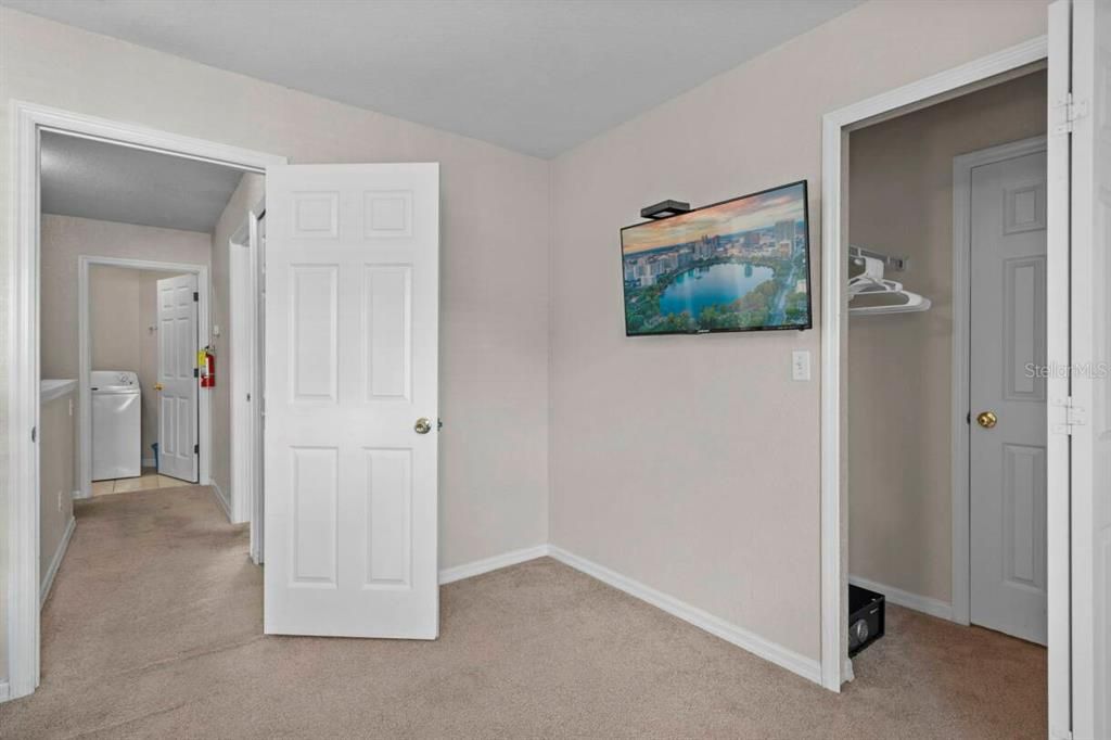 На продажу: $269,900 (3 спален, 3 ванн, 1440 Квадратных фут)