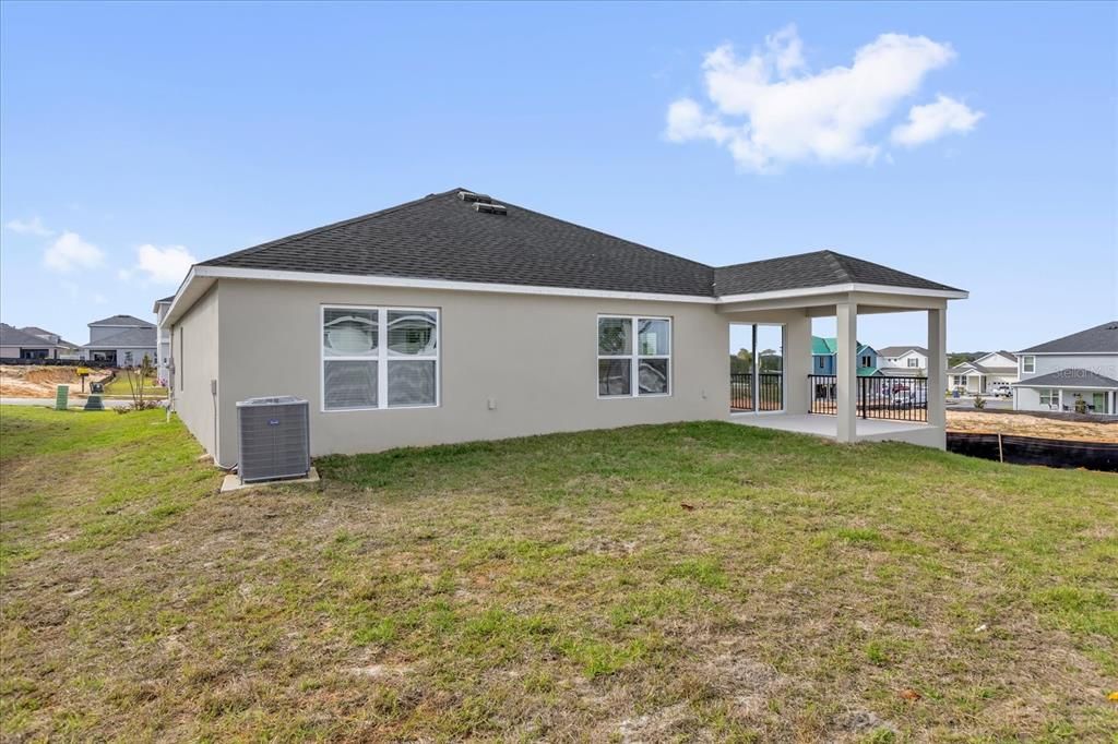 На продажу: $388,202 (4 спален, 2 ванн, 1707 Квадратных фут)