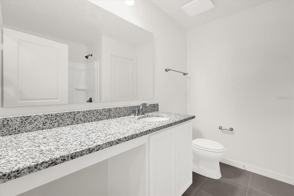 На продажу: $388,202 (4 спален, 2 ванн, 1707 Квадратных фут)