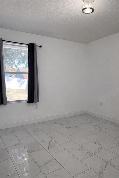 En Venta: $465,000 (4 camas, 2 baños, 1555 Pies cuadrados)