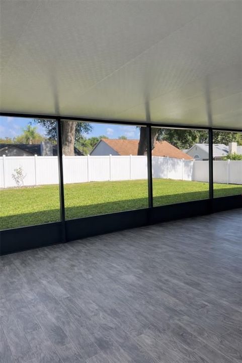 En Venta: $465,000 (4 camas, 2 baños, 1555 Pies cuadrados)