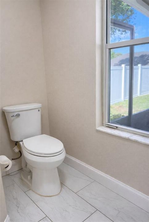 En Venta: $465,000 (4 camas, 2 baños, 1555 Pies cuadrados)