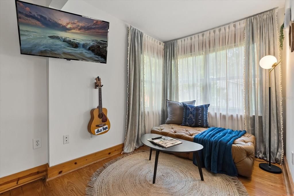 待售: $689,900 (4 贝兹, 3 浴室, 1824 平方英尺)