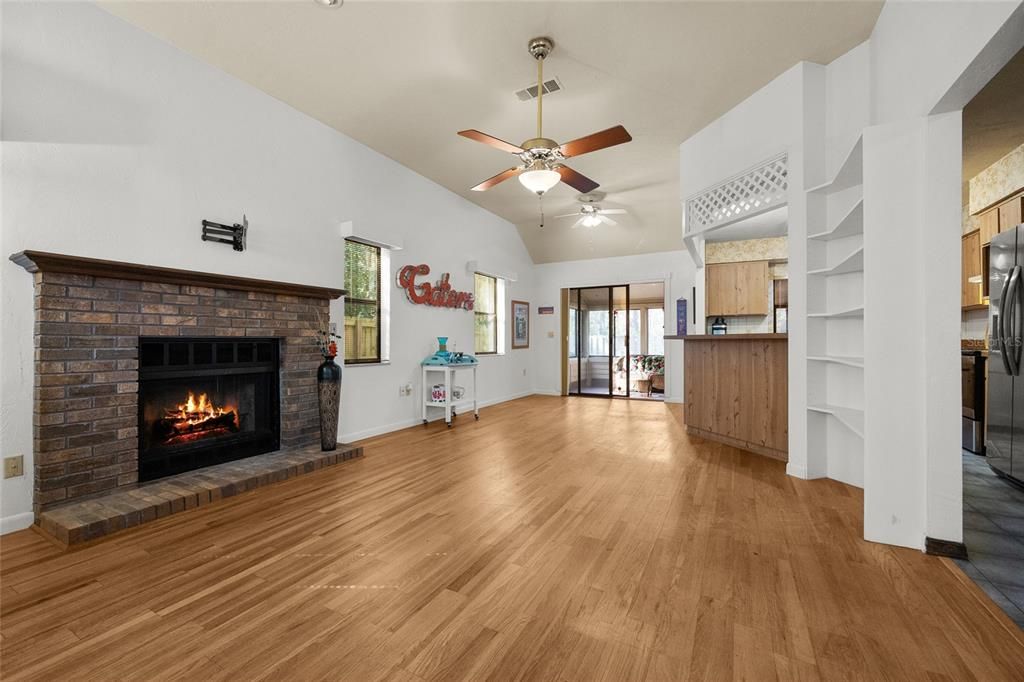 En Venta: $289,000 (2 camas, 2 baños, 1270 Pies cuadrados)