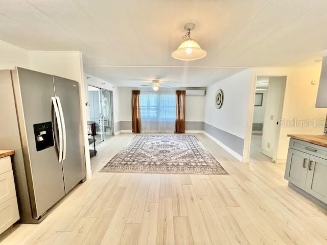 В аренду: $1,700 (2 спален, 2 ванн, 1084 Квадратных фут)