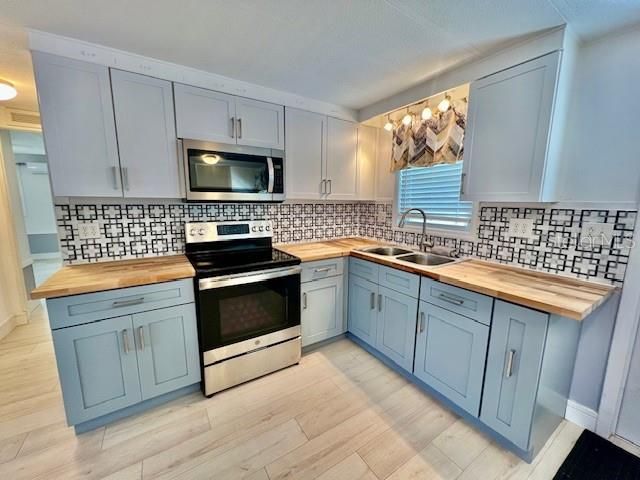 В аренду: $1,700 (2 спален, 2 ванн, 1084 Квадратных фут)