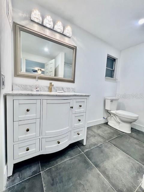 В аренду: $1,700 (2 спален, 2 ванн, 1084 Квадратных фут)