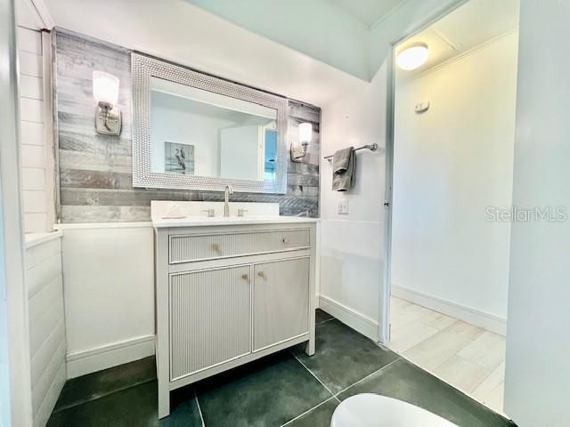 В аренду: $1,700 (2 спален, 2 ванн, 1084 Квадратных фут)