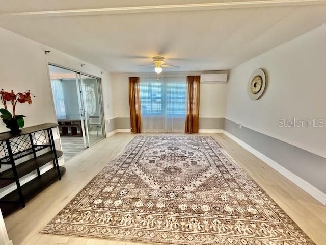 В аренду: $1,700 (2 спален, 2 ванн, 1084 Квадратных фут)