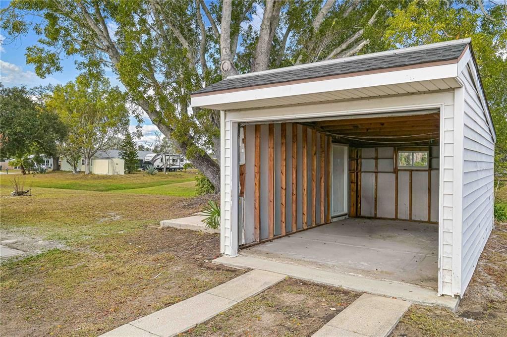 待售: $220,000 (2 贝兹, 2 浴室, 1082 平方英尺)