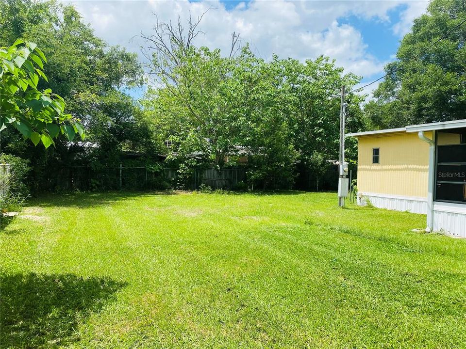 待售: $130,000 (2 贝兹, 2 浴室, 925 平方英尺)