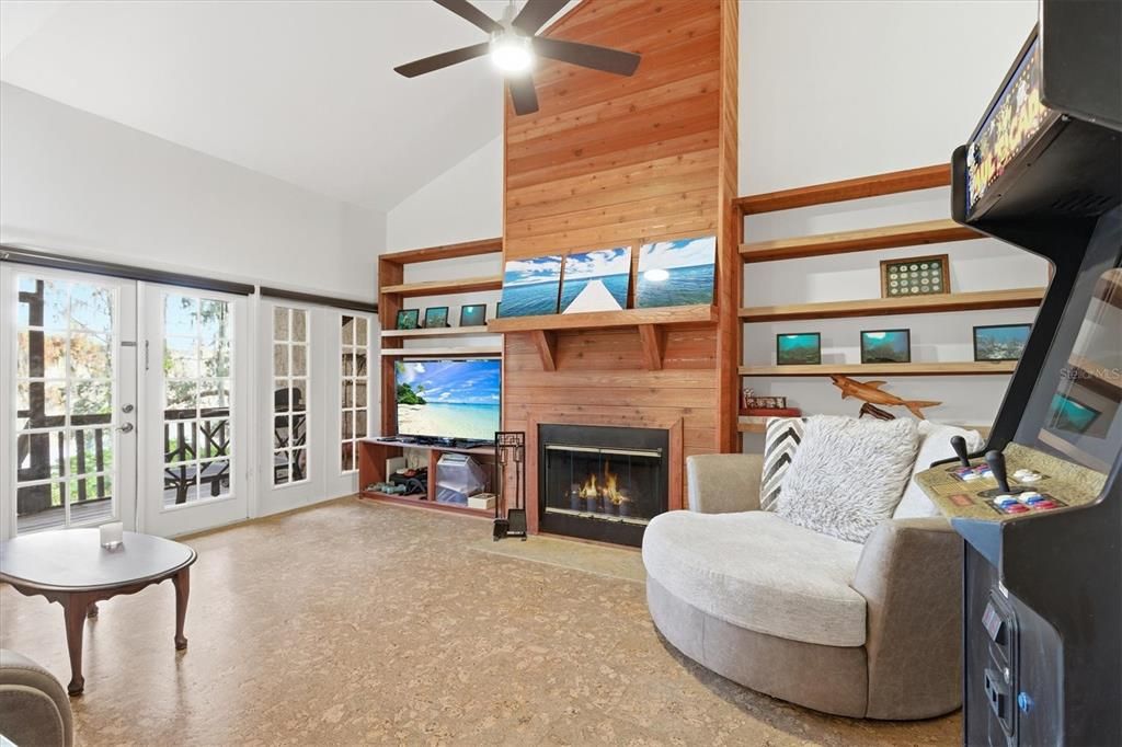 En Venta: $299,000 (3 camas, 2 baños, 1652 Pies cuadrados)