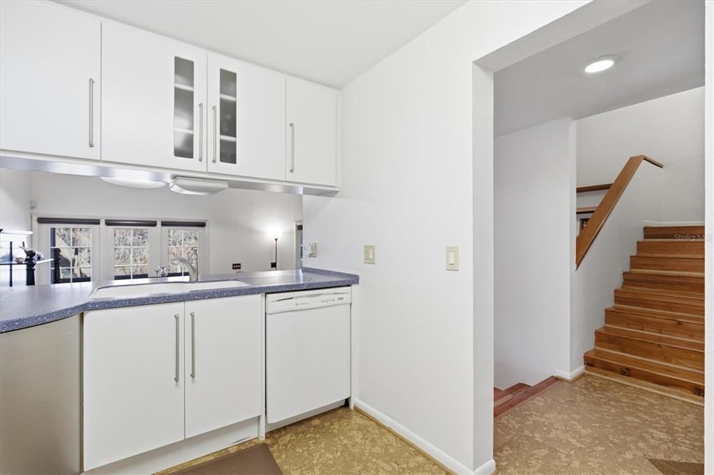 En Venta: $299,000 (3 camas, 2 baños, 1652 Pies cuadrados)