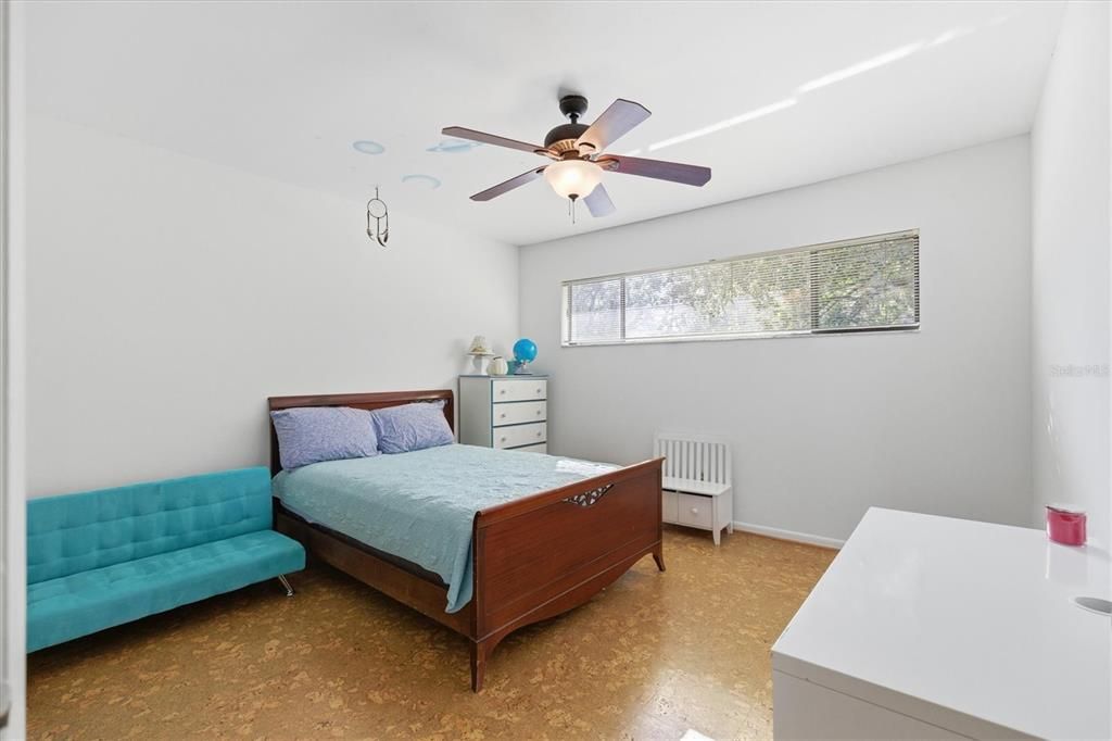 En Venta: $299,000 (3 camas, 2 baños, 1652 Pies cuadrados)