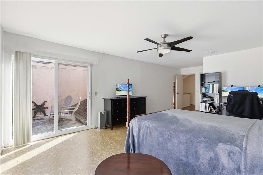 En Venta: $299,000 (3 camas, 2 baños, 1652 Pies cuadrados)