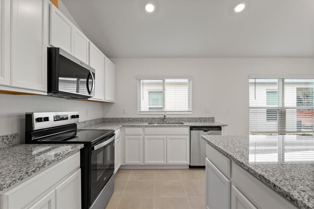 En Venta: $415,865 (4 camas, 2 baños, 2168 Pies cuadrados)