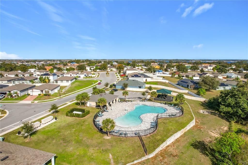 For Rent: $2,000 (4 beds, 2 baths, 1849 Square Feet)